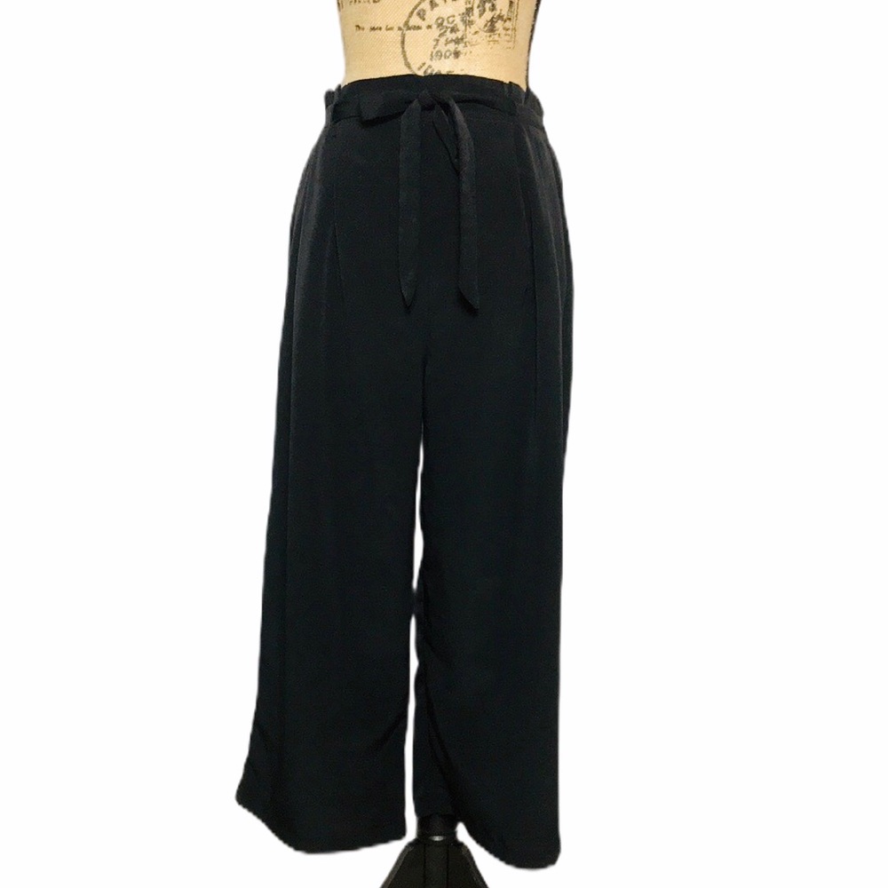 Black High Waist Cropped Dress Pants M